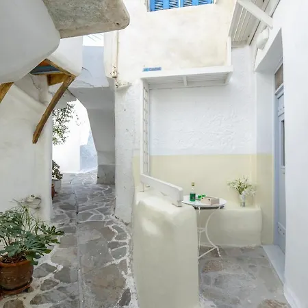 Venetian Suites Naxos City Exterior photo