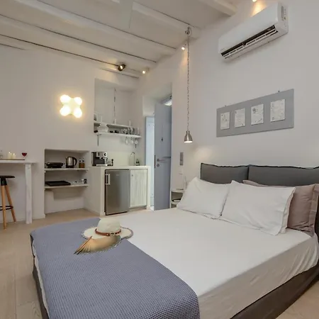 Venetian Suites Naxos City Exterior photo