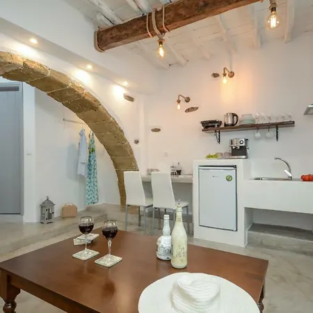 Venetian Suites Naxos City Exterior photo